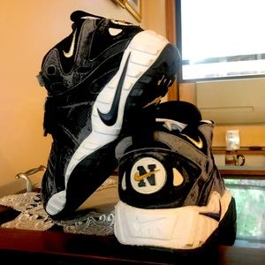 Vintage 1997 Men’s Nike Air Gridstar black grey size 8